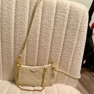 Elegant Cream Crossbody Bag